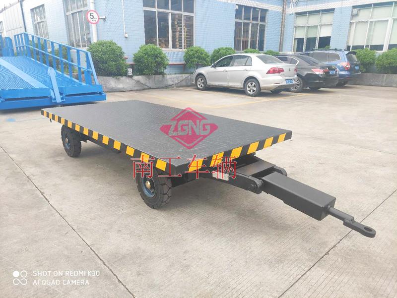 2噸移動(dòng)牽引平板拖車 無動(dòng)力叉車牽引全掛