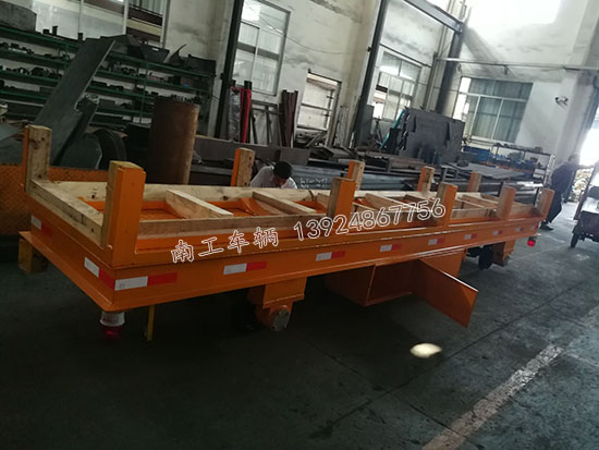 電動(dòng)軌道車(chē)