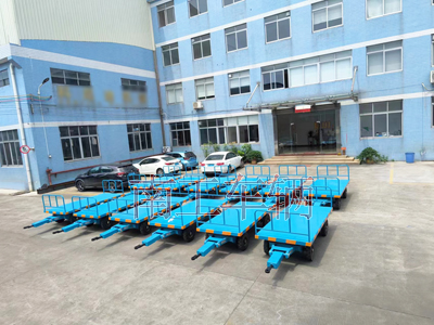 3噸全掛式牽引平板拖車(chē)可拆護(hù)欄I.jpg
